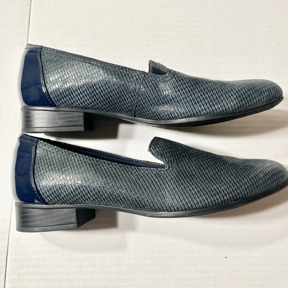 Clarks slip into